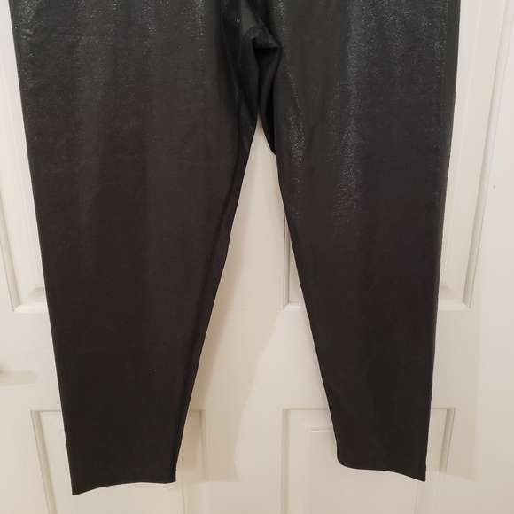 Pink by Victoria's secret Ultimate size Large - Picture 2 of 9